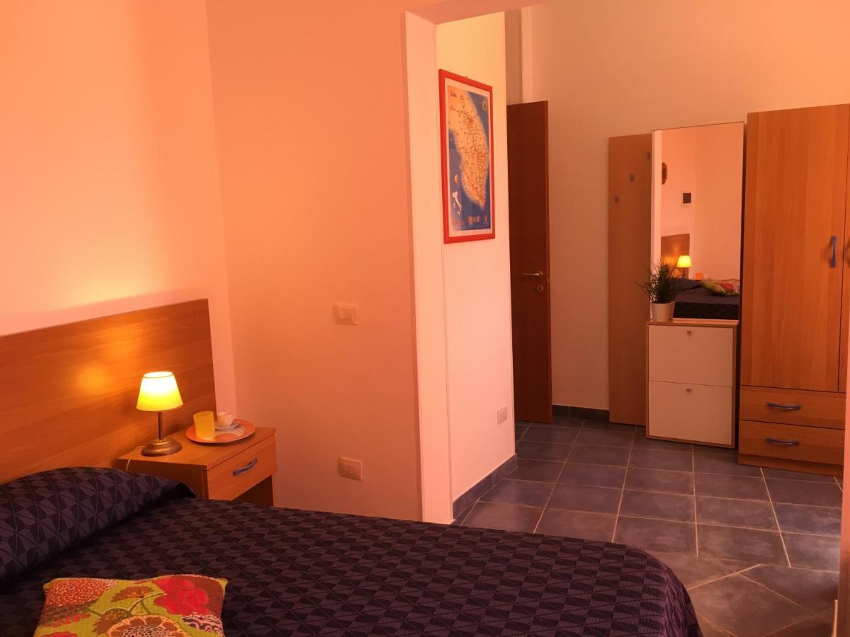 Samarcanda Camere E Appartamenti Порто-Чезарео Экстерьер фото